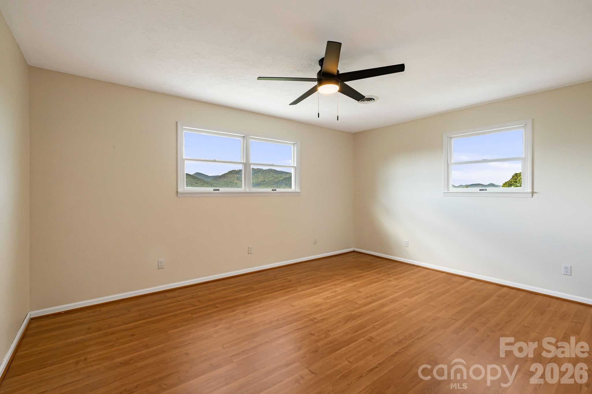 95 Friendship Road Burnsville NC 28714