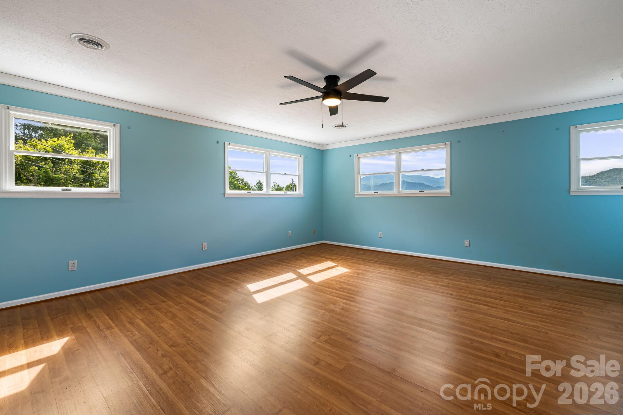 95 Friendship Road Burnsville NC 28714