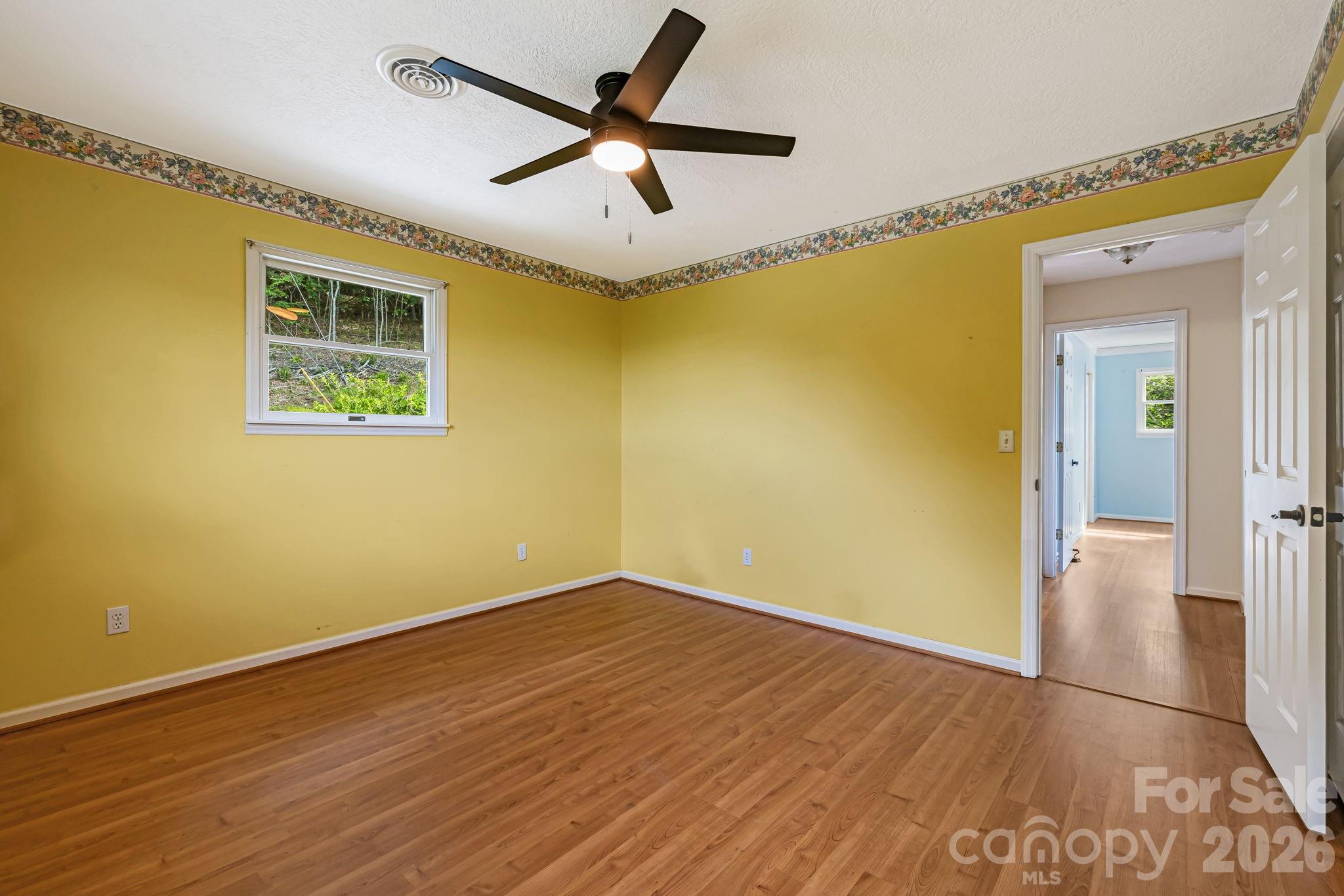 95 Friendship Road Burnsville NC 28714