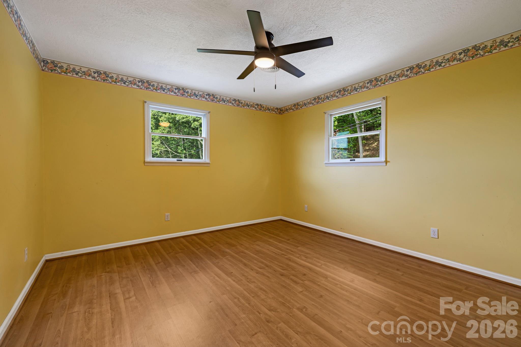 95 Friendship Road Burnsville NC 28714
