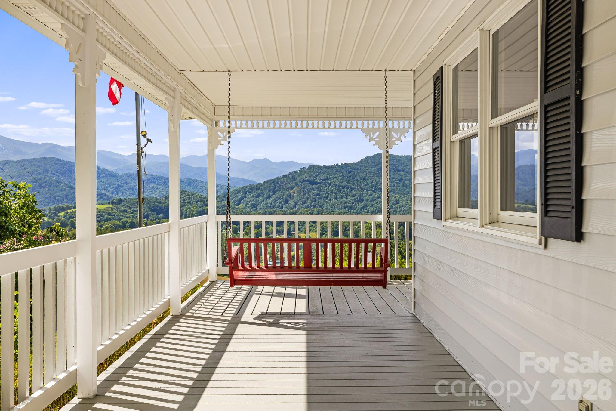 95 Friendship Road Burnsville NC 28714