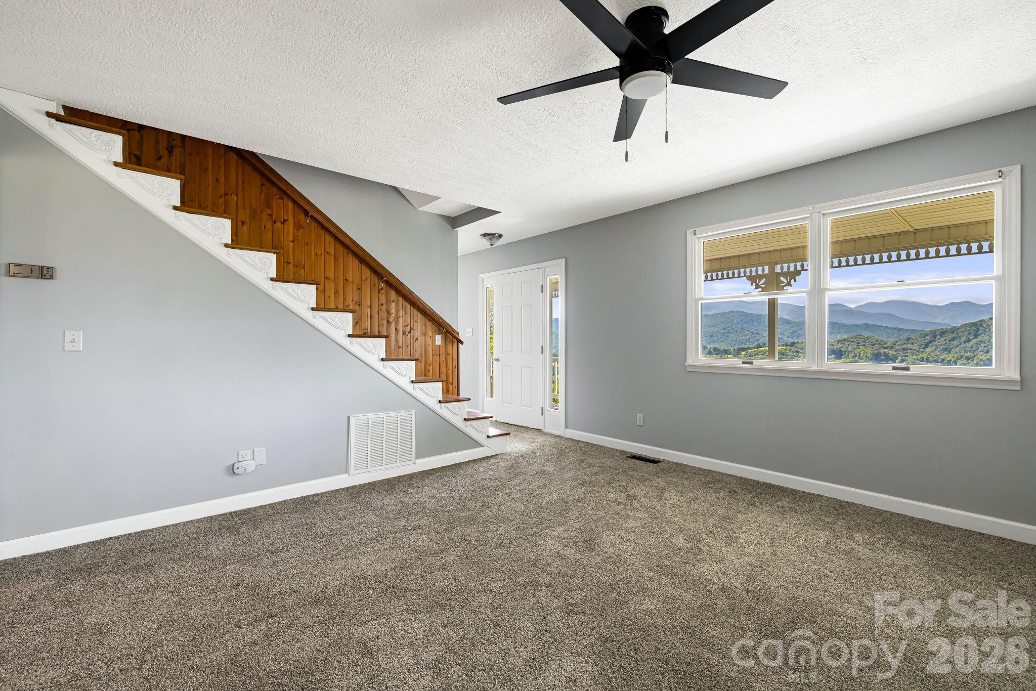 95 Friendship Road Burnsville NC 28714