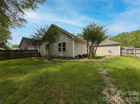 5406 Starflower Drive Charlotte NC 28215