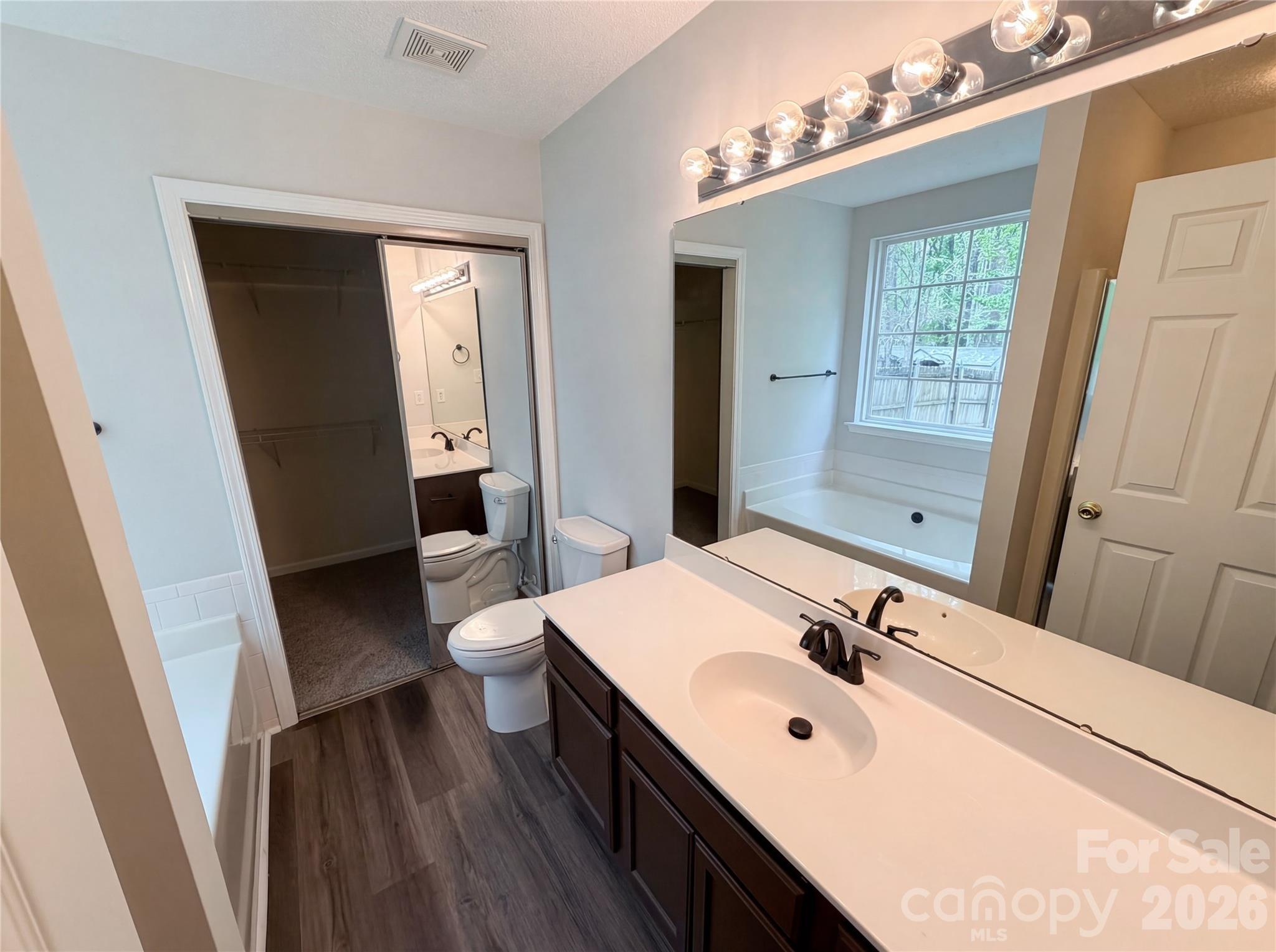 5406 Starflower Drive Charlotte NC 28215