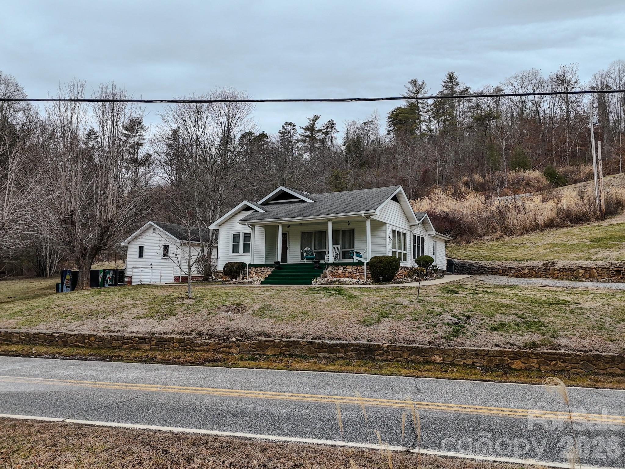2301 Silver Mill Road Marshall NC 28753