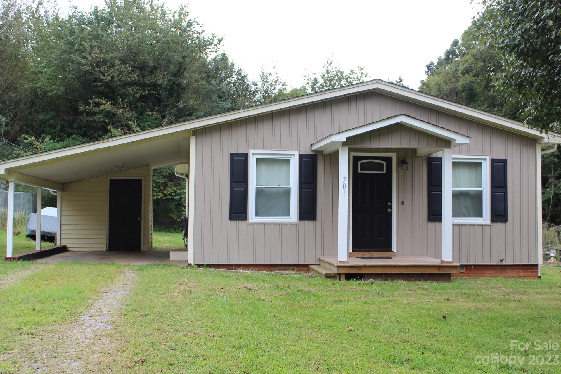 701 E 10th Street Newton NC 28658