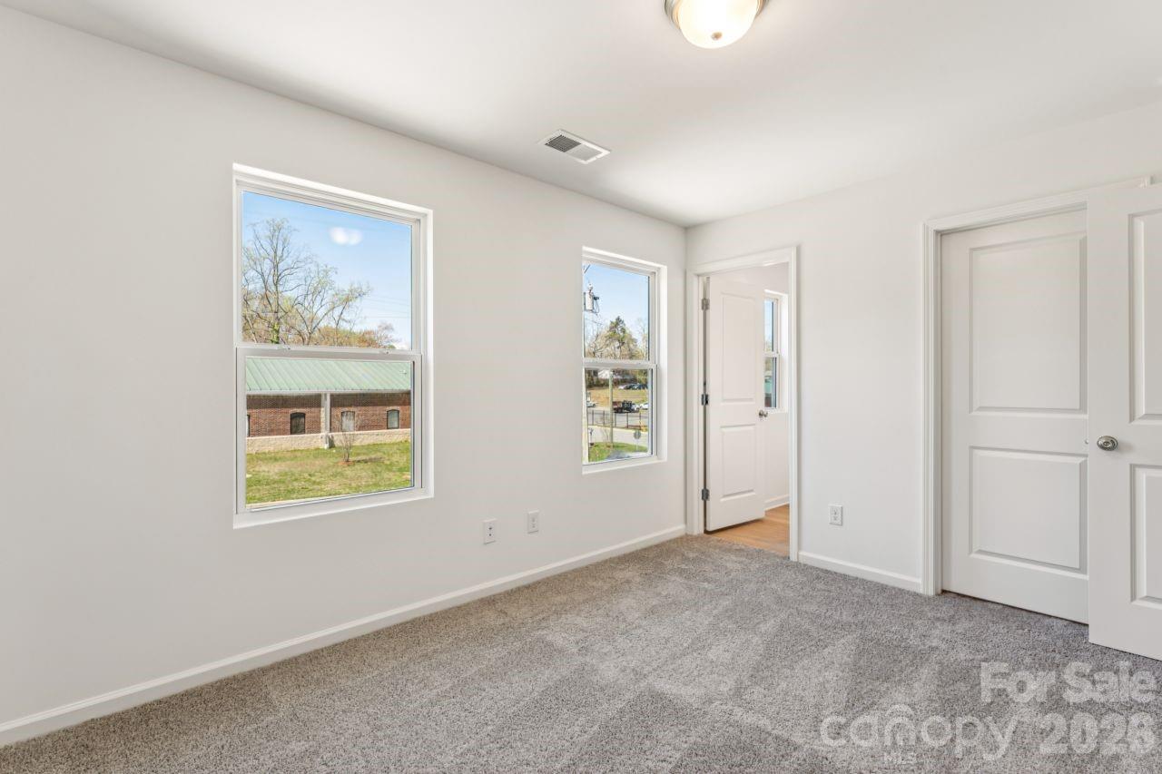 416 N 9th Street Bessemer City NC 28016