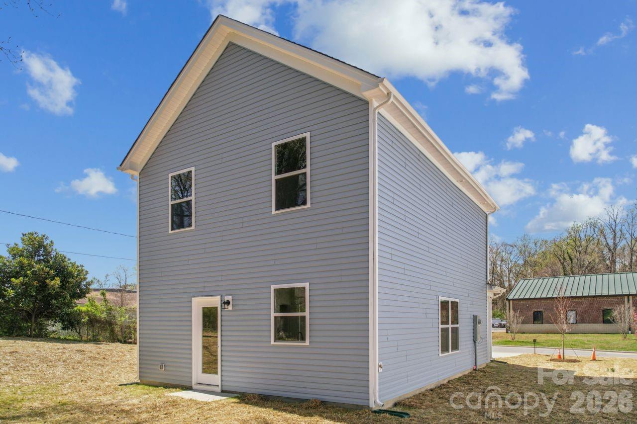 416 N 9th Street Bessemer City NC 28016