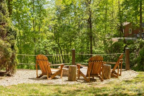 1095 Big Rockys Road Bryson City NC 28713