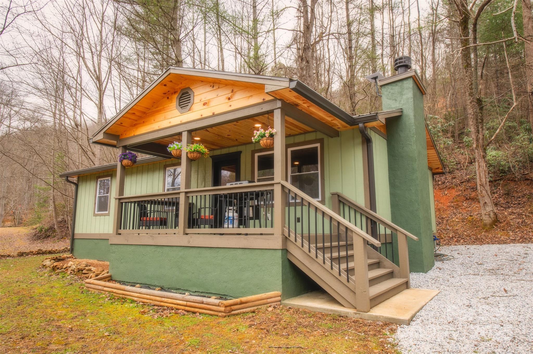 23 Honeysuckle Ridge Almond NC 28702