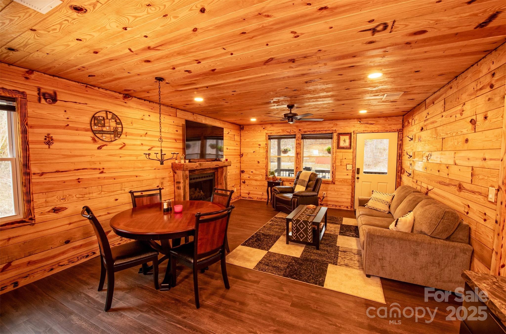 23 Honeysuckle Ridge Almond NC 28702