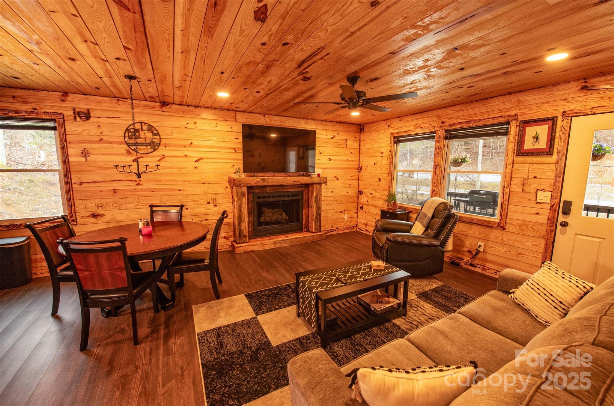 23 Honeysuckle Ridge Almond NC 28702