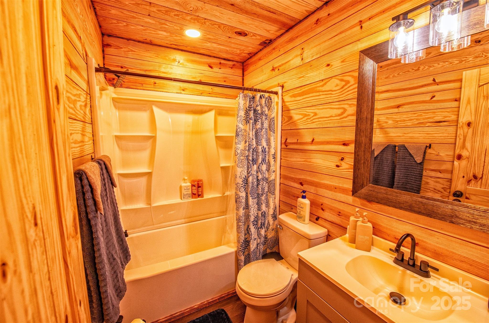 23 Honeysuckle Ridge Almond NC 28702