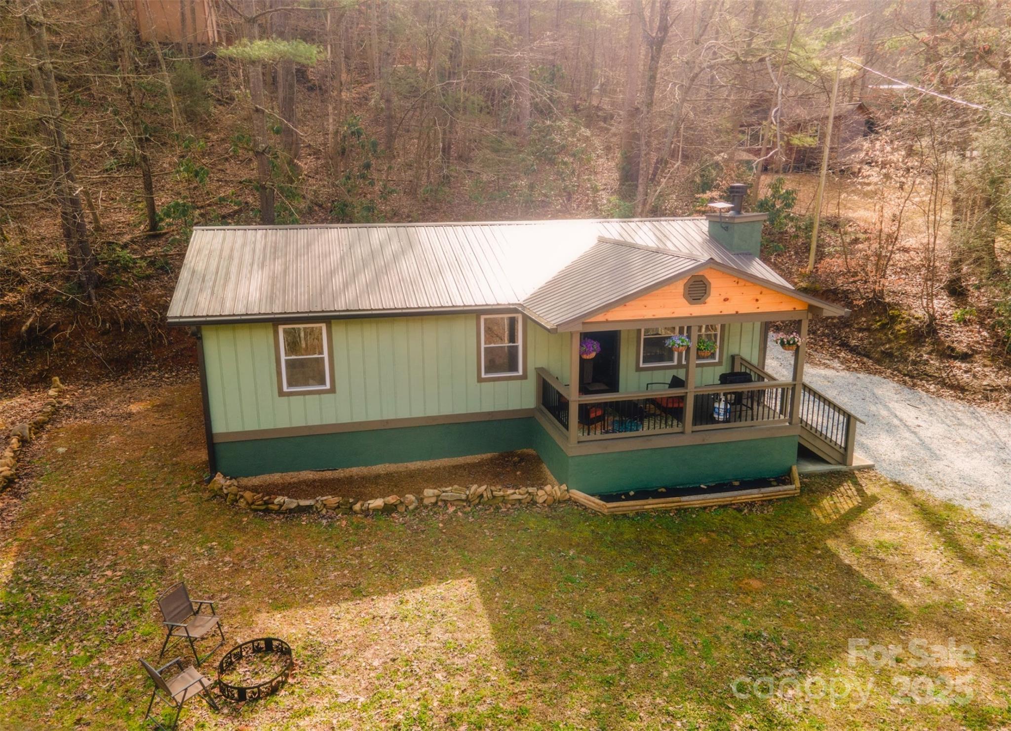 23 Honeysuckle Ridge Almond NC 28702