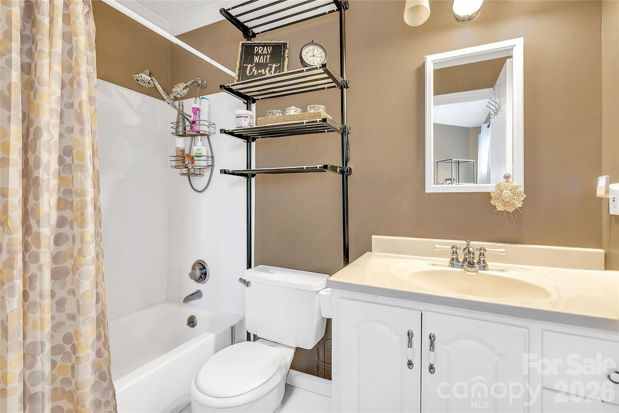 8073 Charter Oak Lane Charlotte NC 28226