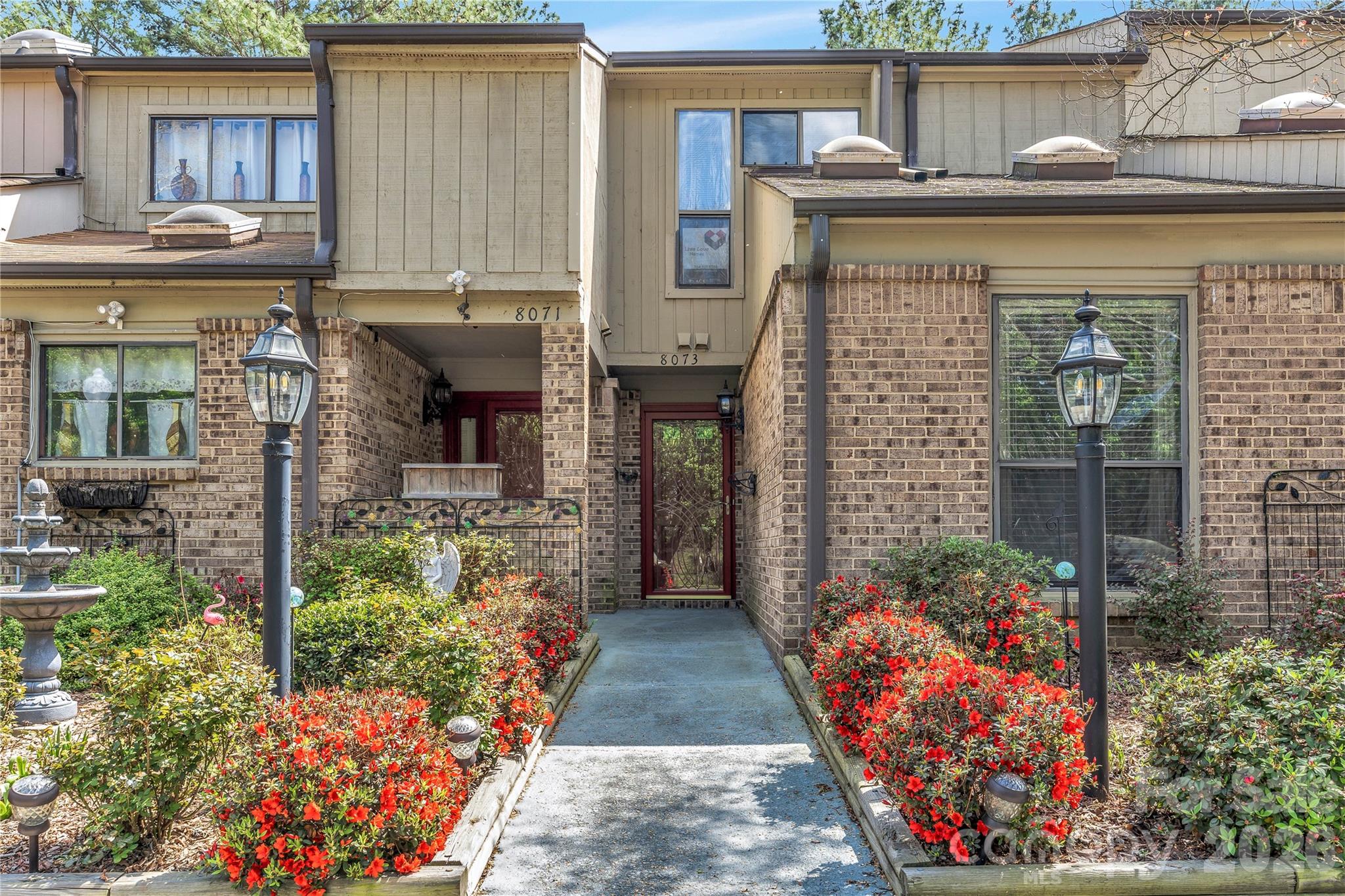 8073 Charter Oak Lane Charlotte NC 28226