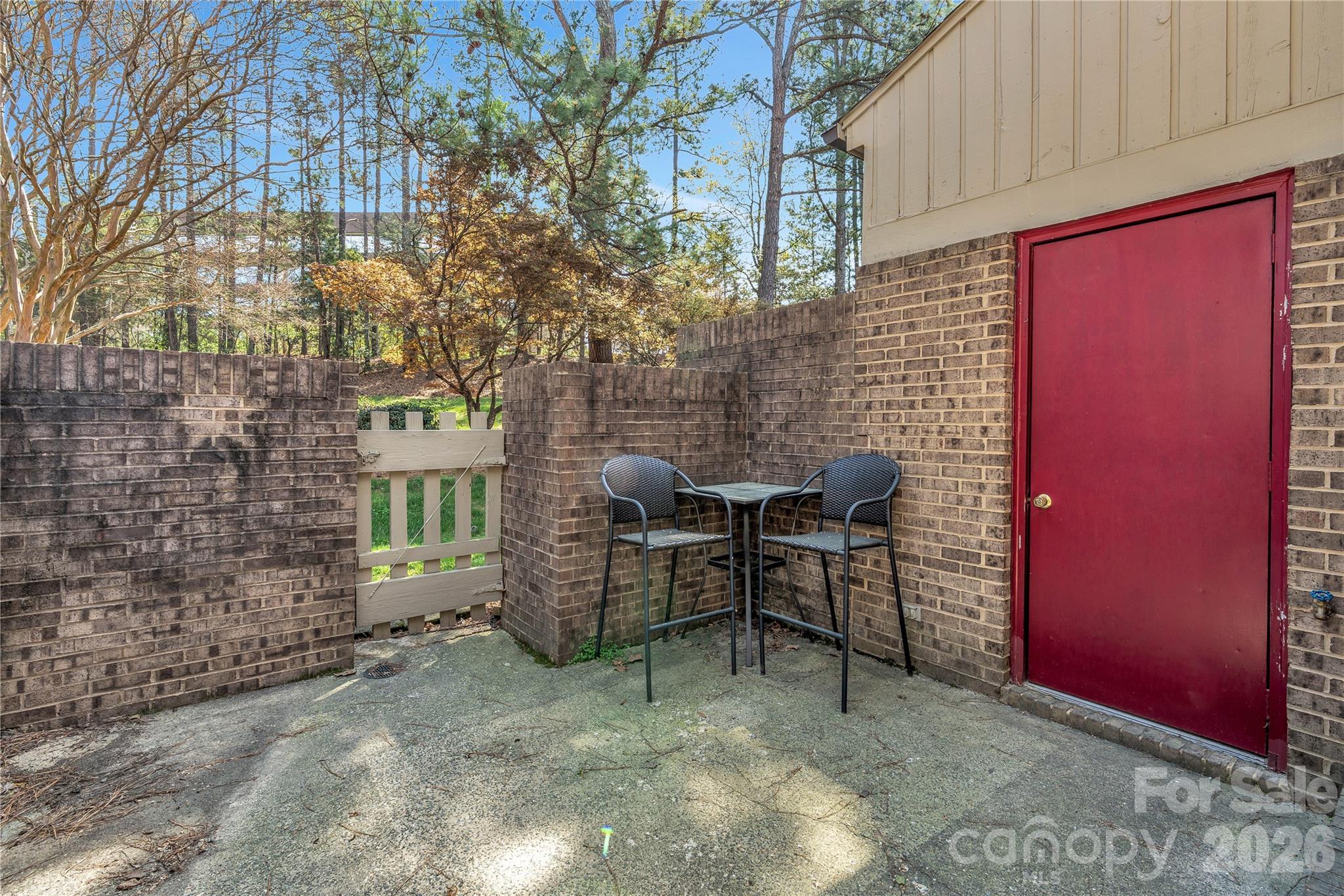 8073 Charter Oak Lane Charlotte NC 28226