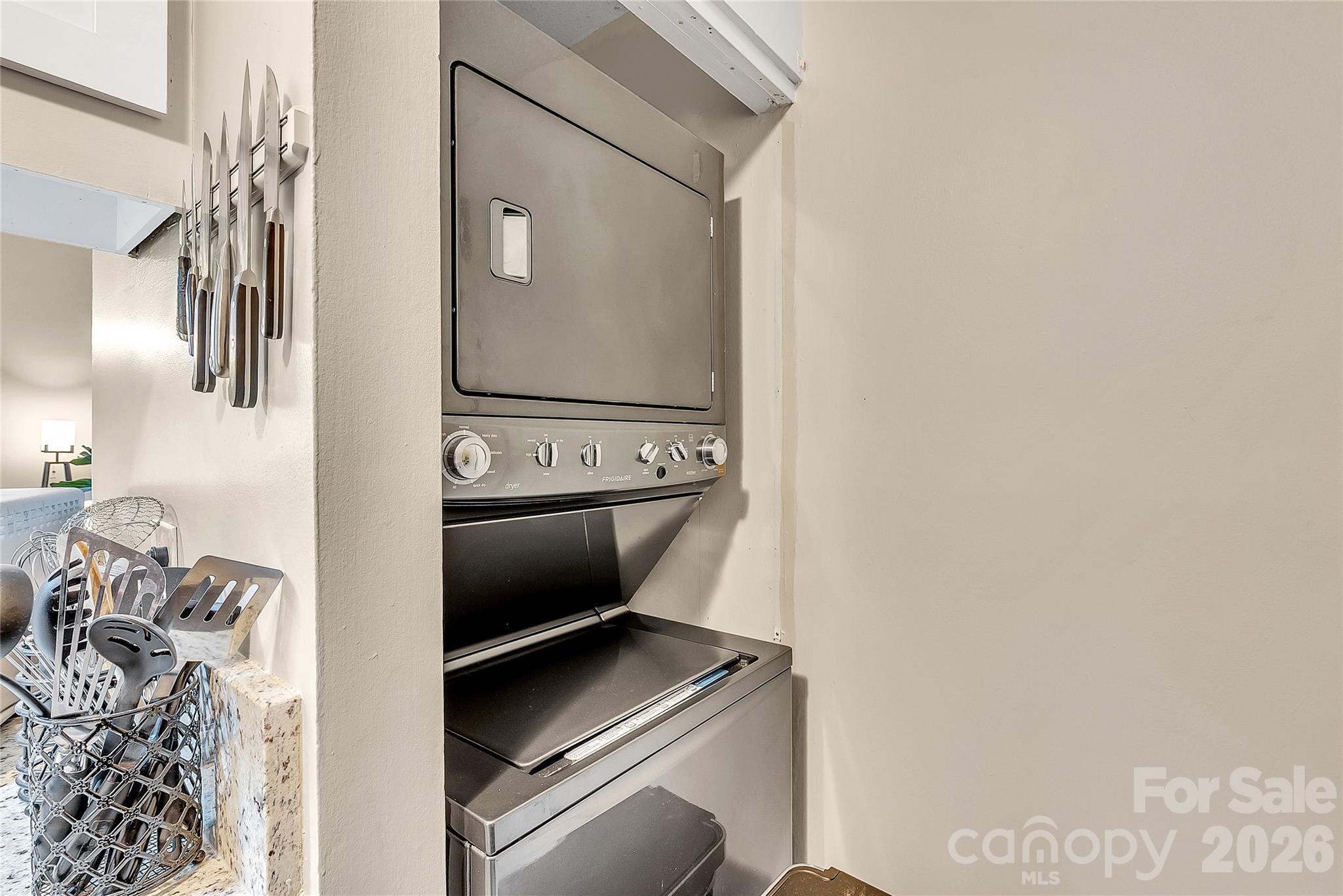 8073 Charter Oak Lane Charlotte NC 28226