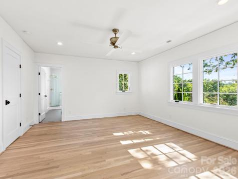 18 Normandy Road Asheville NC 28803