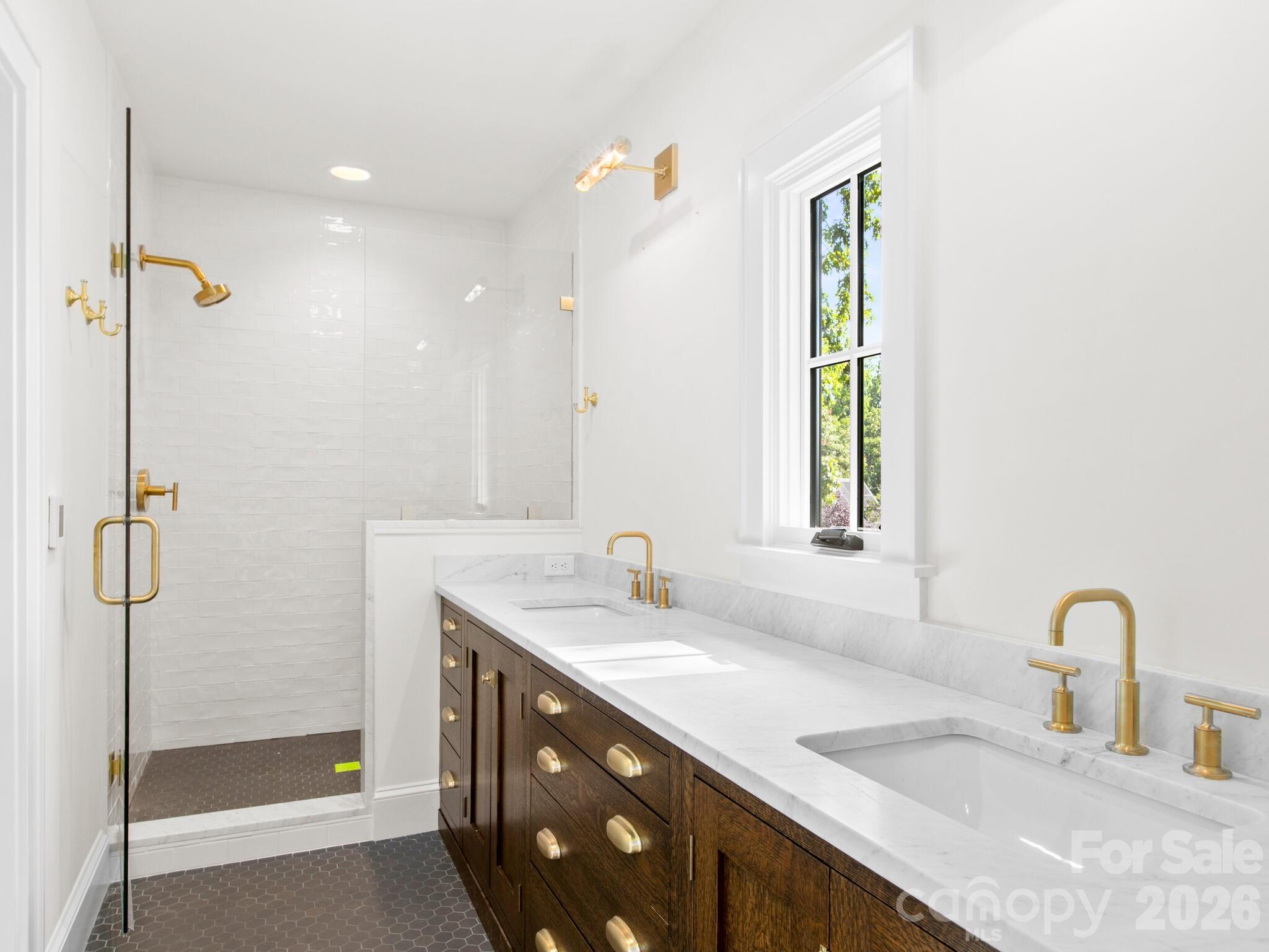 18 Normandy Road Asheville NC 28803