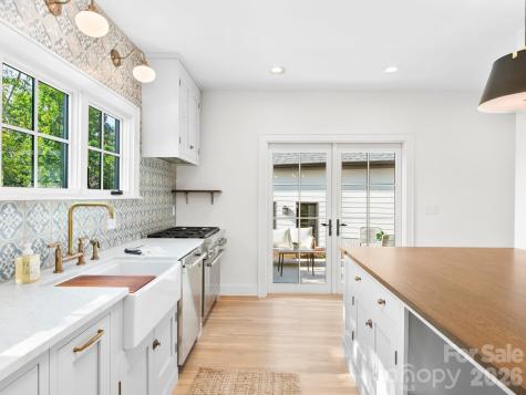 18 Normandy Road Asheville NC 28803