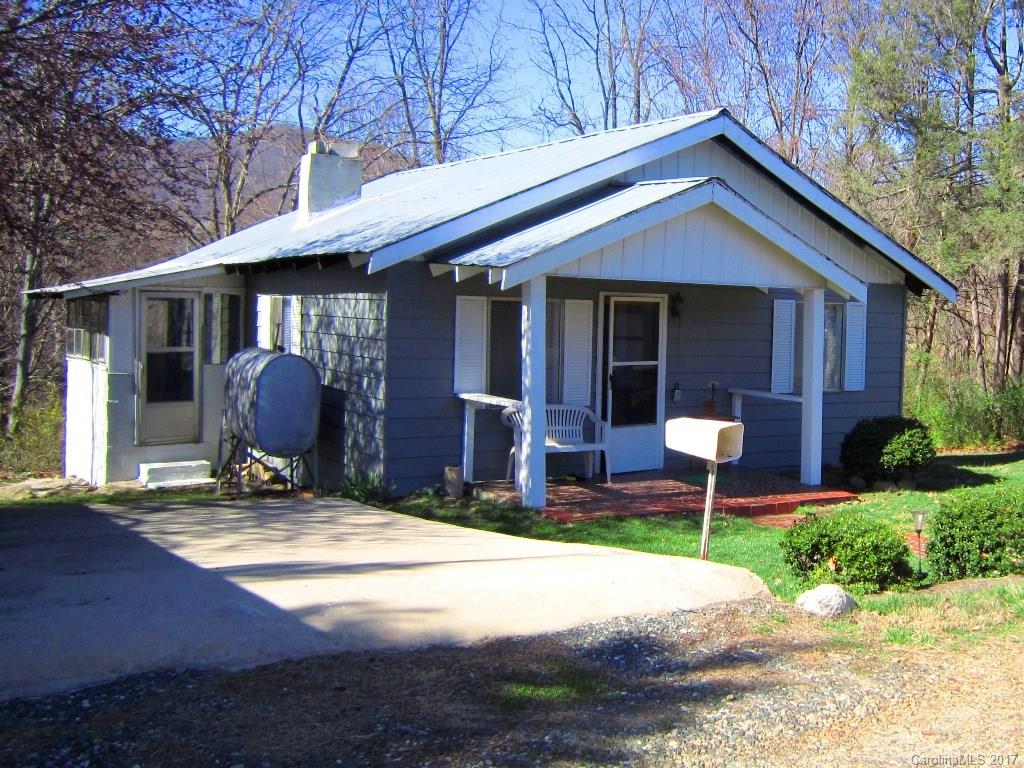 127 Luther Road Candler NC 28715