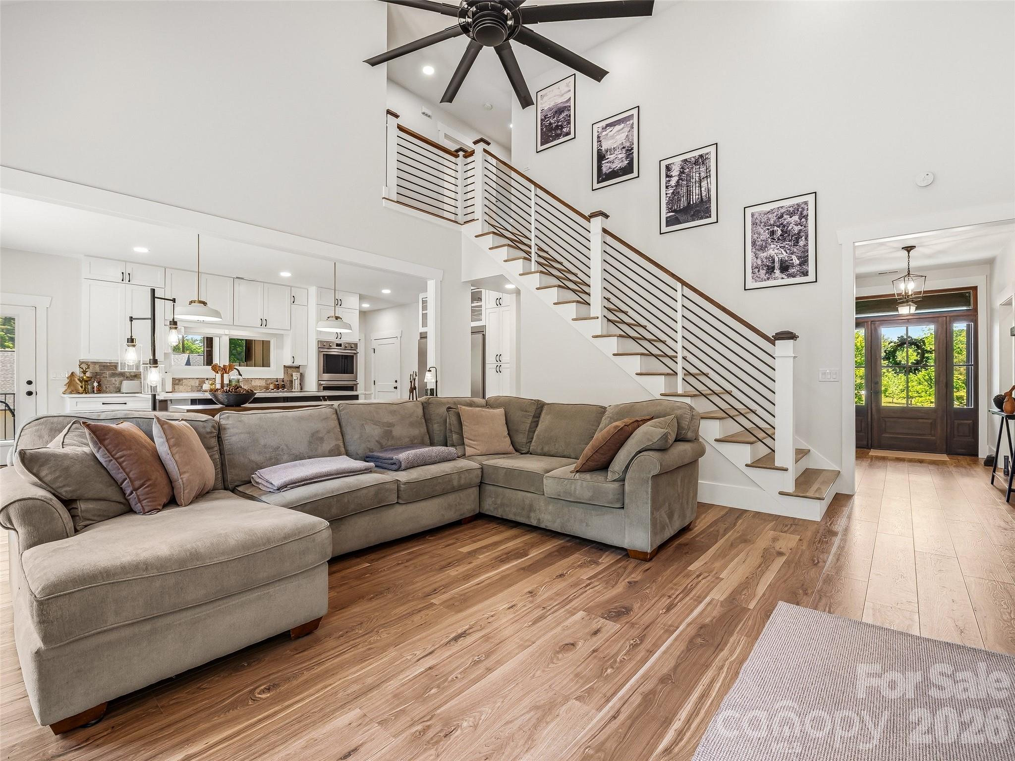 158 Trellem Trail Hendersonville NC 28739