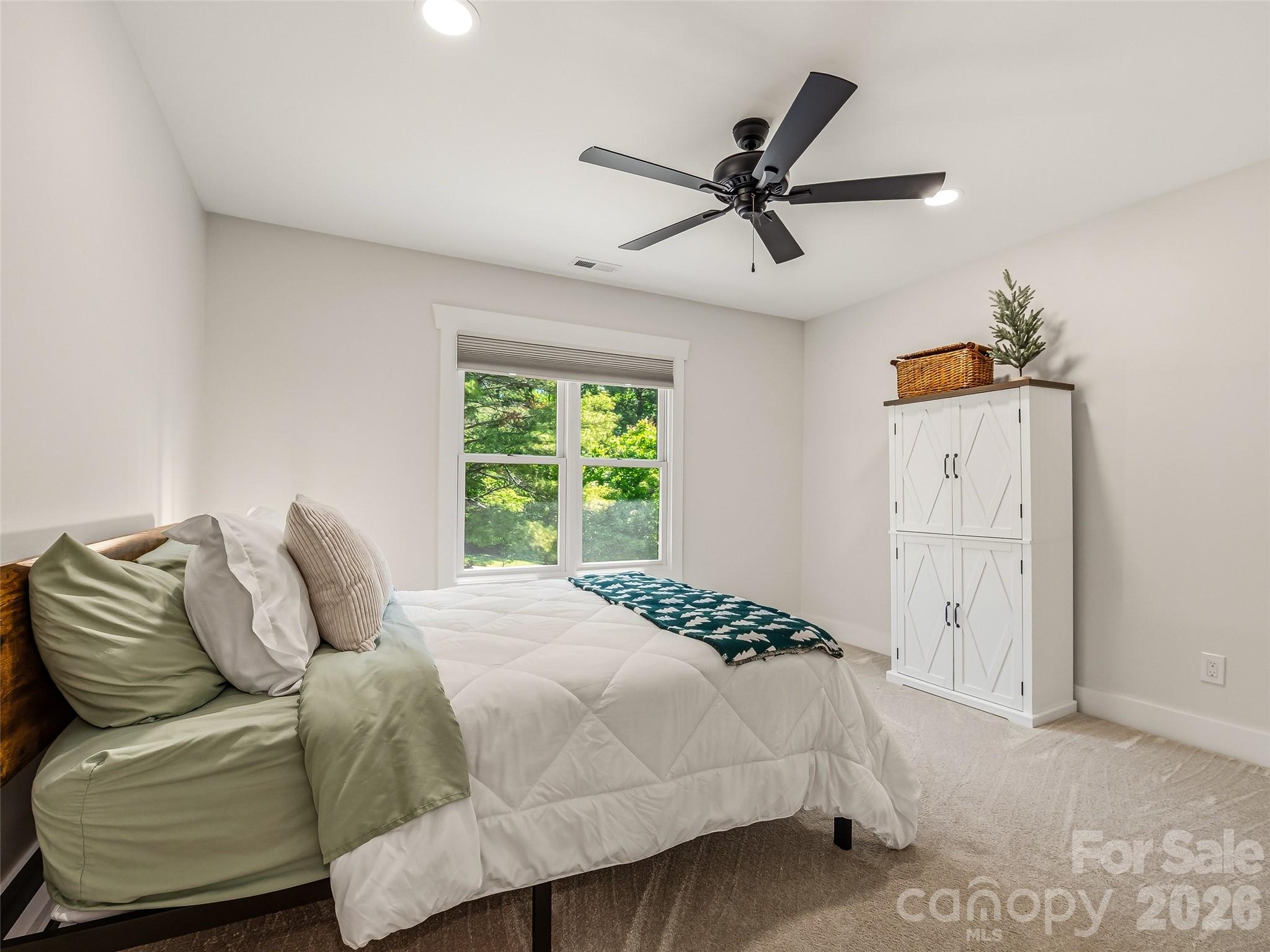 158 Trellem Trail Hendersonville NC 28739