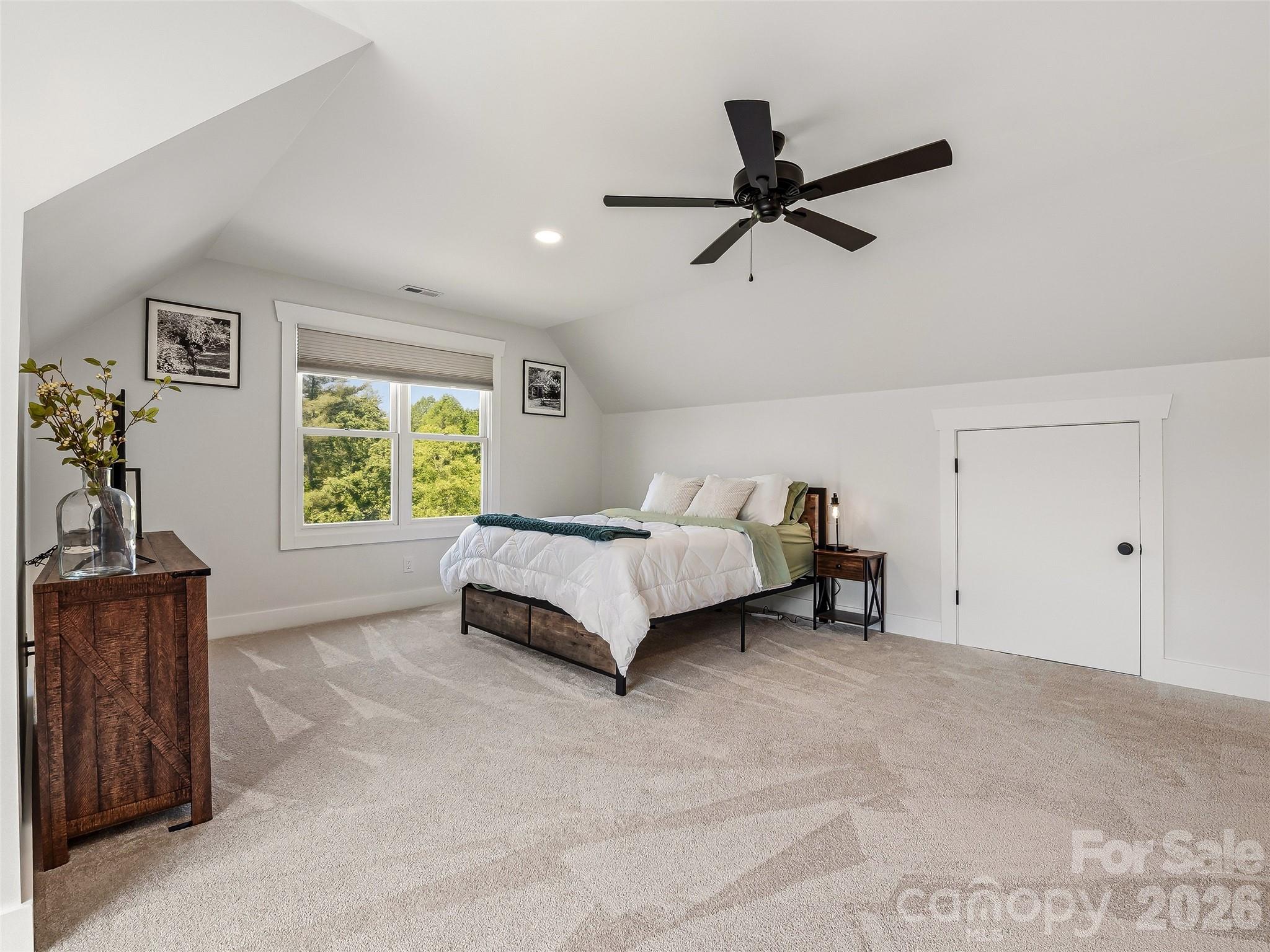 158 Trellem Trail Hendersonville NC 28739
