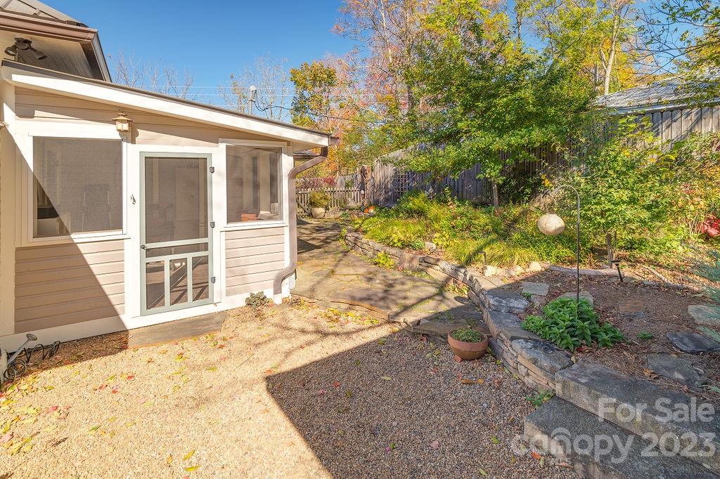 5 Elkmont Terrace Asheville NC 28804