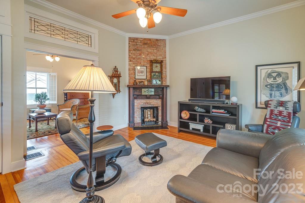 5 Elkmont Terrace Asheville NC 28804