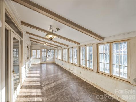 385 Chunns Cove Road Asheville NC 28805