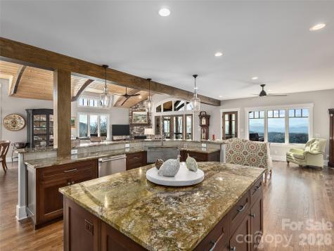 31 Wonderland Ridge Lane Fairview NC 28730
