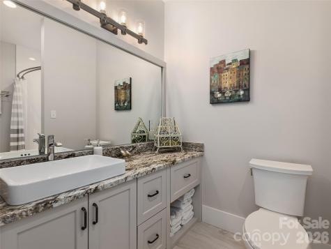 31 Wonderland Ridge Lane Fairview NC 28730