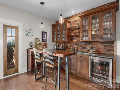 31 Wonderland Ridge Lane Fairview NC 28730