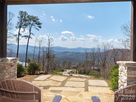 31 Wonderland Ridge Lane Fairview NC 28730