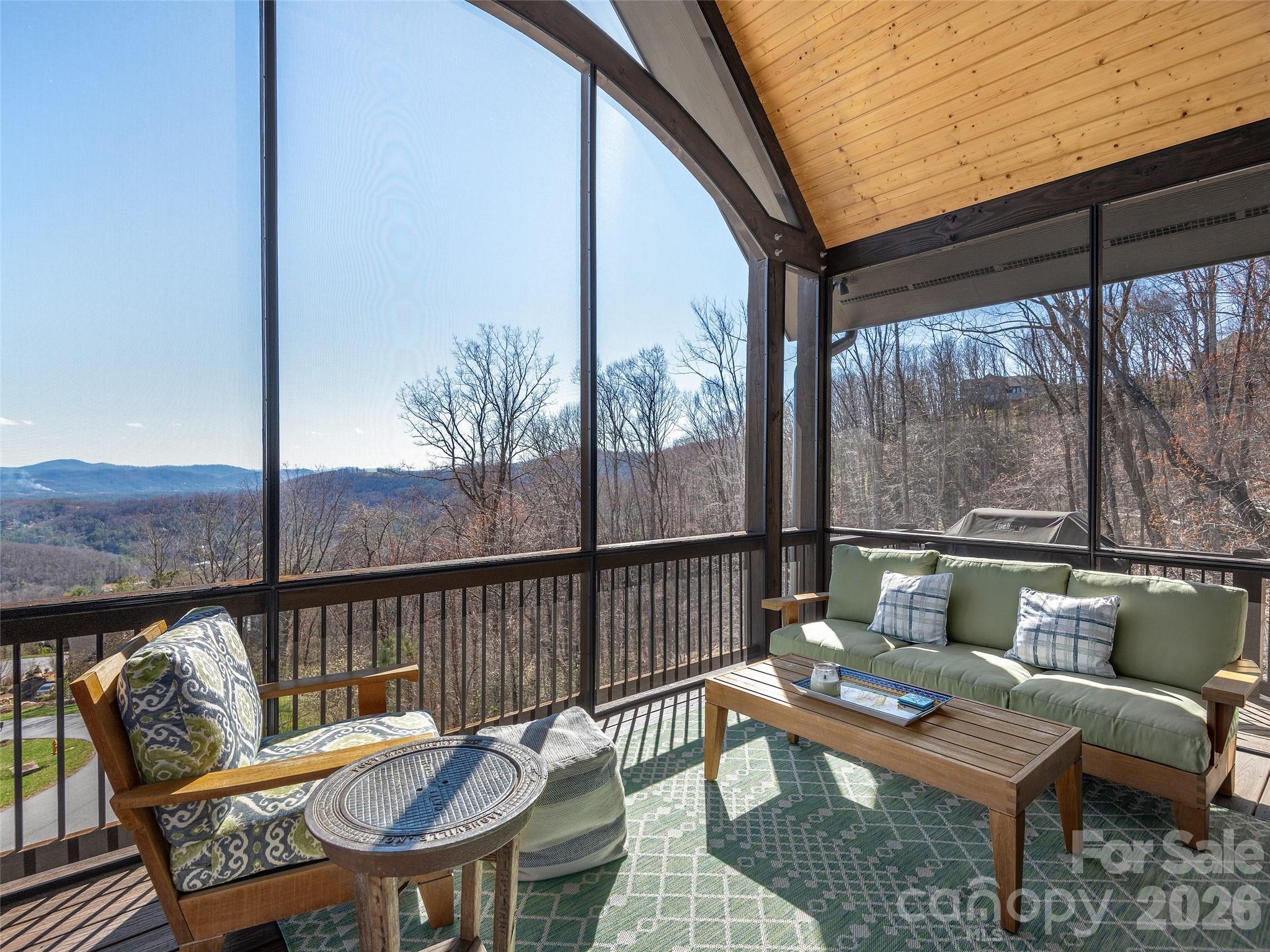 31 Wonderland Ridge Lane Fairview NC 28730