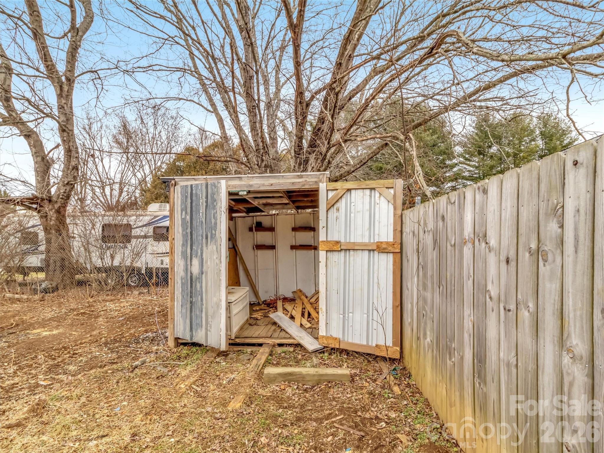 106 Long Street Waynesville NC 28786