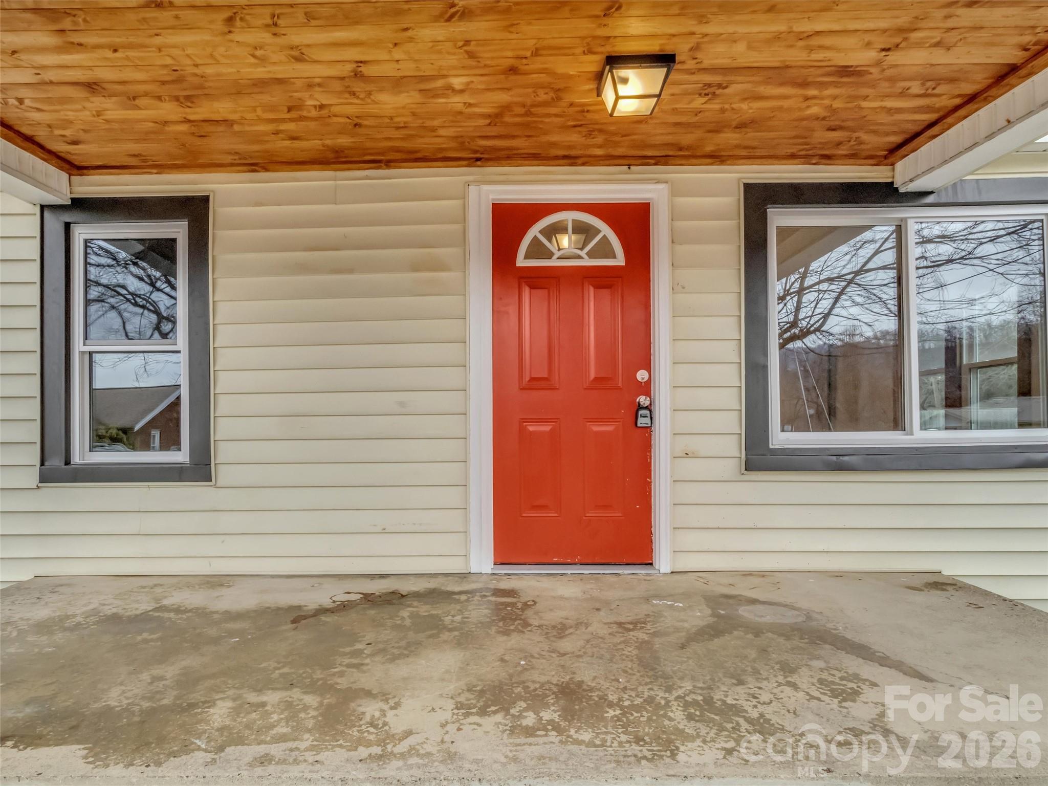 106 Long Street Waynesville NC 28786