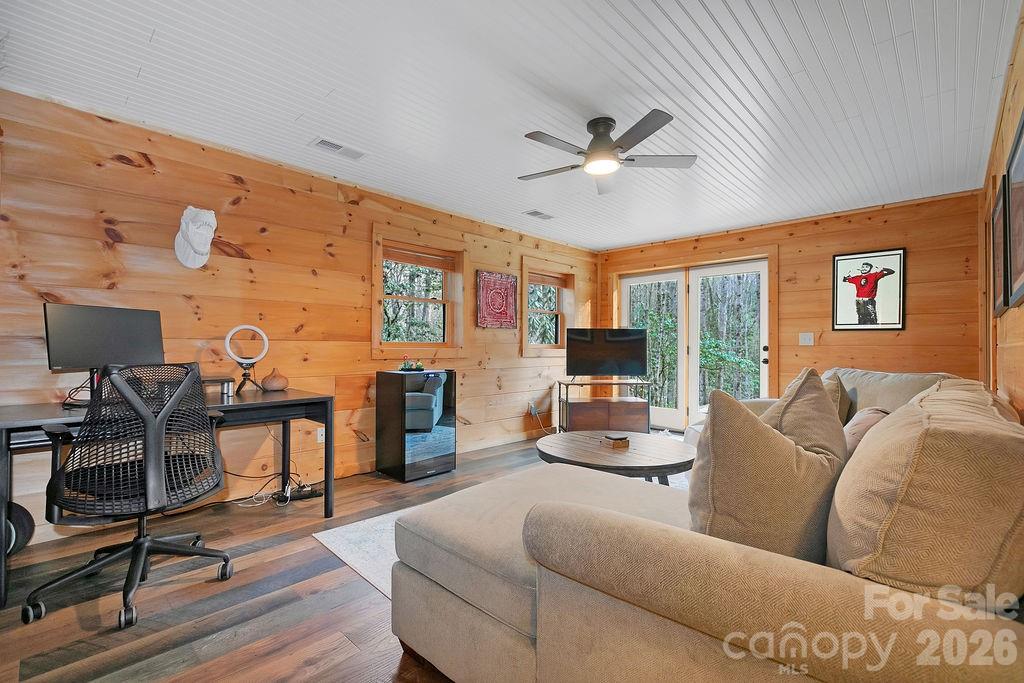 130 Greenfield Circle Brevard NC 28712