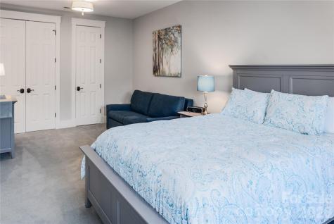 86 Indigo Bunting Court Tuckasegee NC 28783