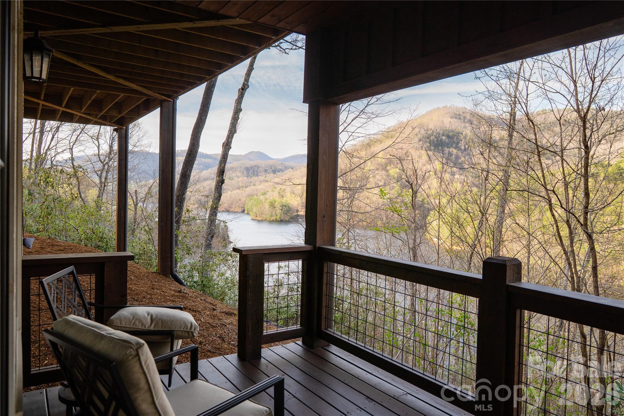 86 Indigo Bunting Court Tuckasegee NC 28783
