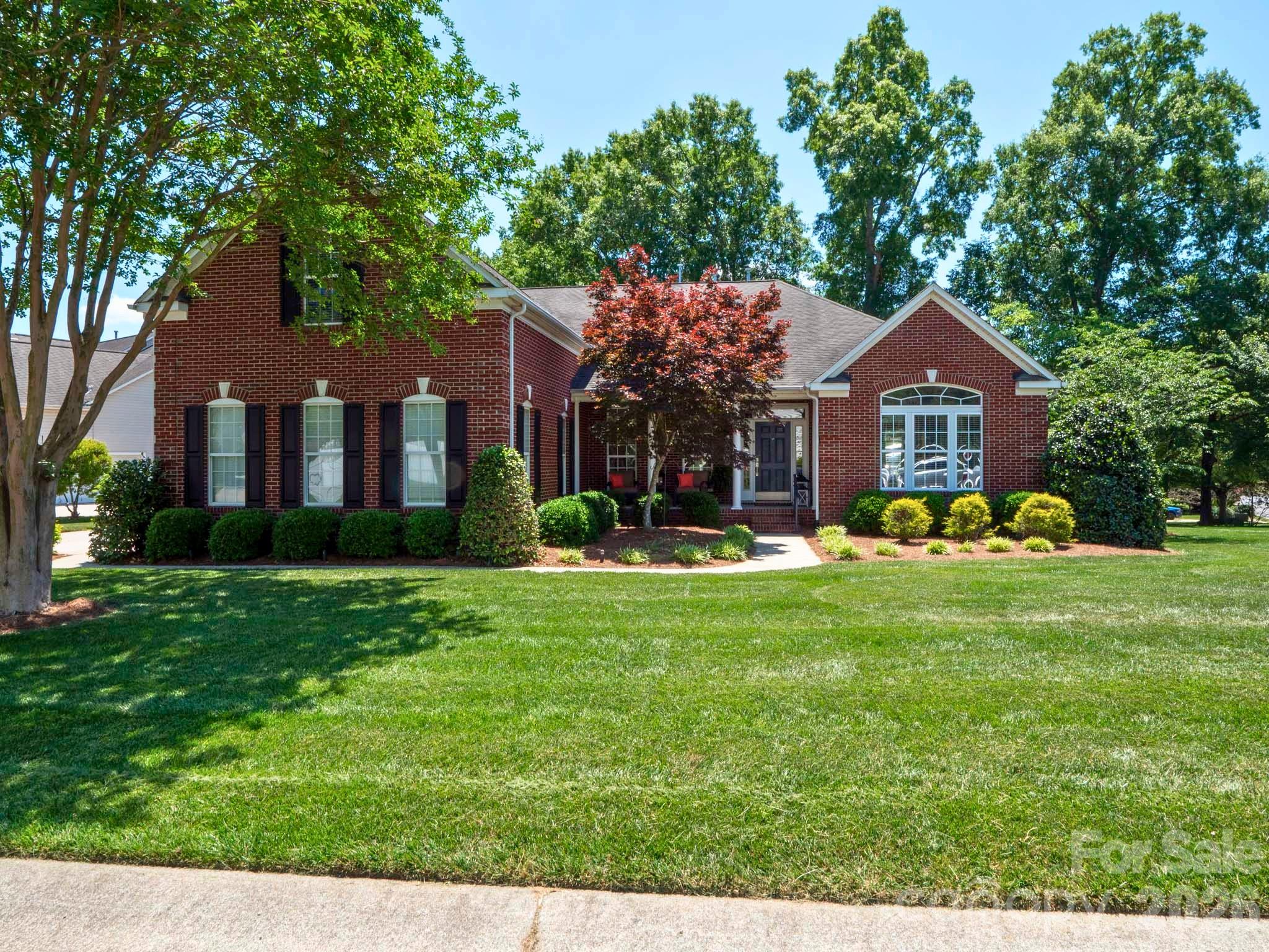 1000 Irish Moss Lane Matthews NC 28104