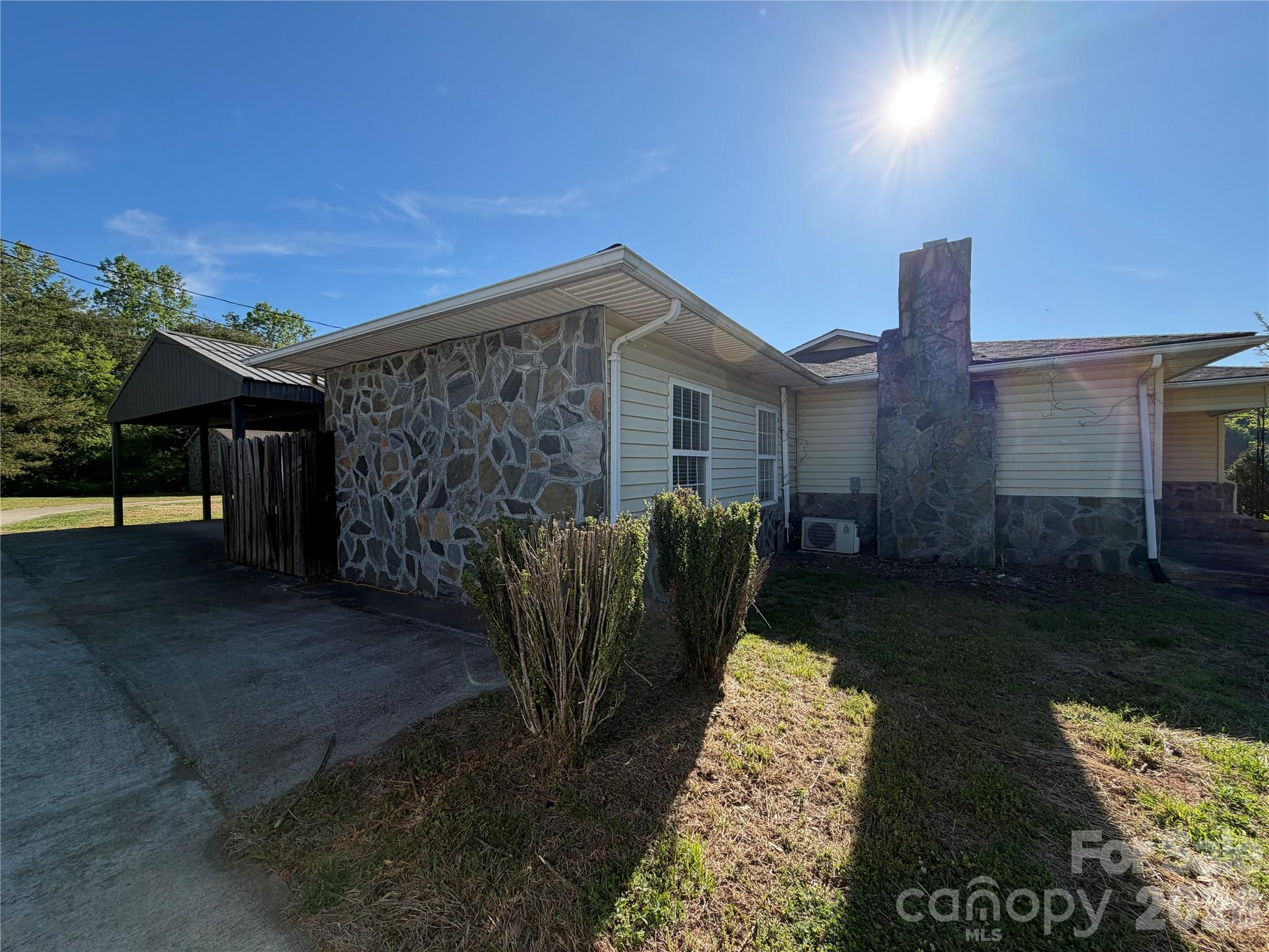 3838 Cliffside Road Mooresboro NC 28114