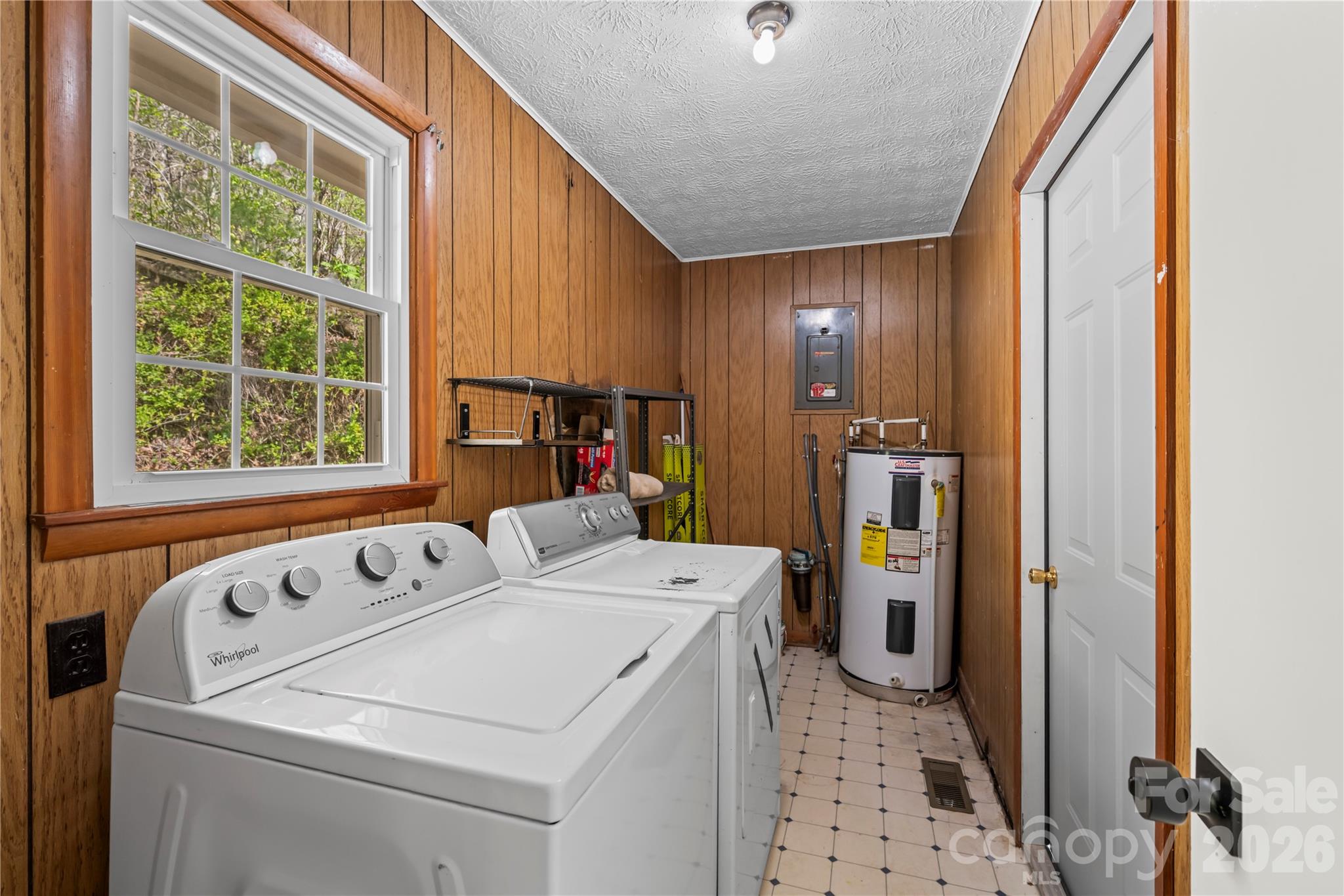 121 Dale Earnhardt Drive Burnsville NC 28714