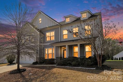 1300 Oakhurst Drive Waxhaw NC 28173
