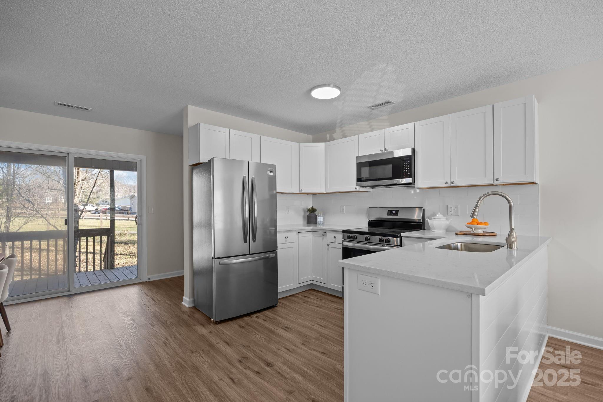 2 Meadow Glen Drive Fletcher NC 28732