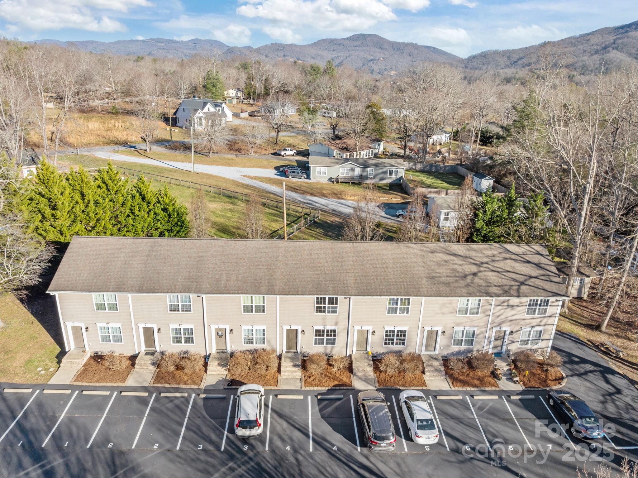 2 Meadow Glen Drive Fletcher NC 28732