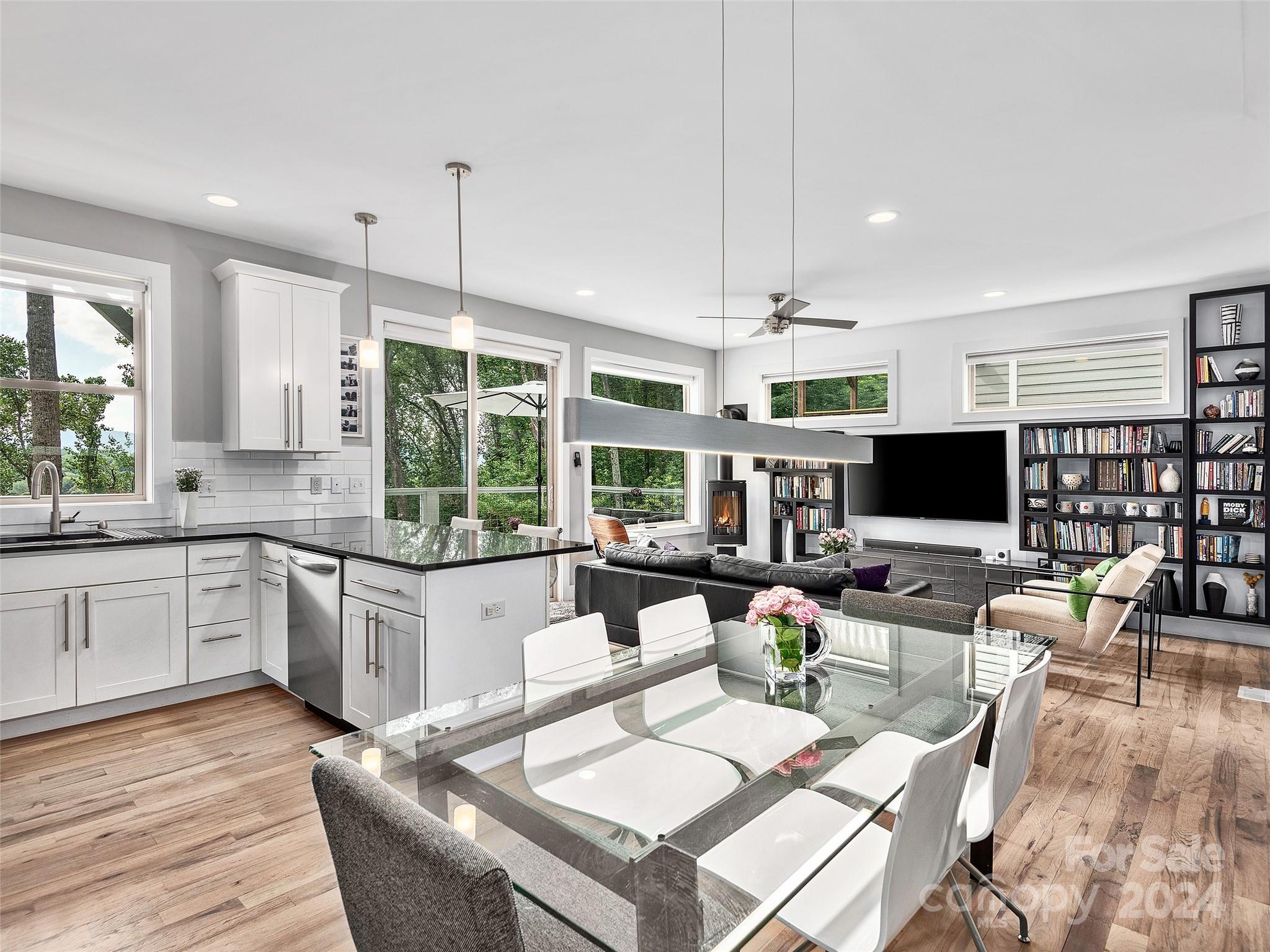122 Riverview Drive Asheville NC 28806