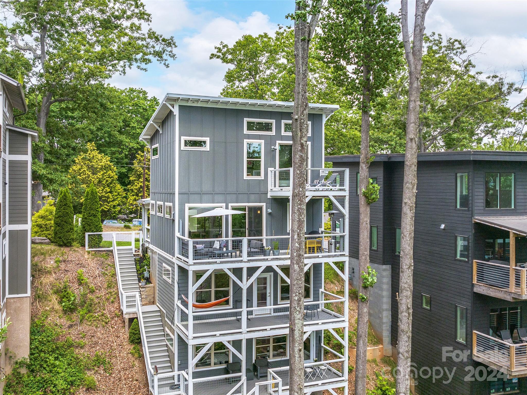 122 Riverview Drive Asheville NC 28806